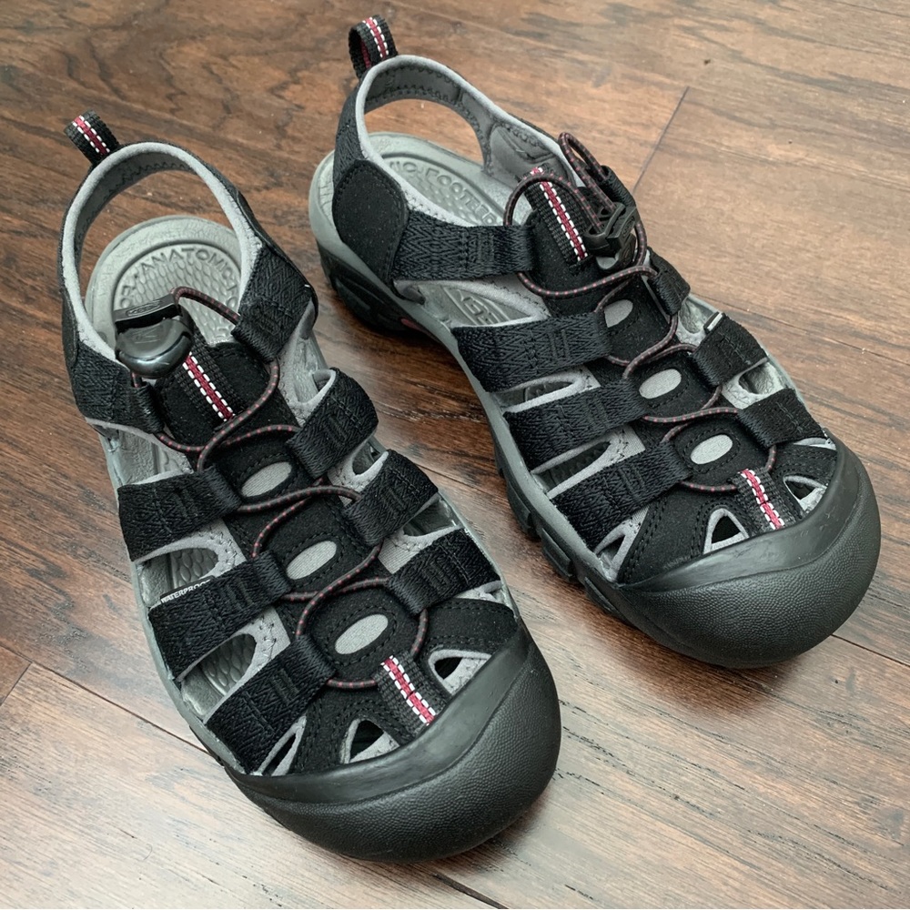 Keen Women Newport H2--worn one time